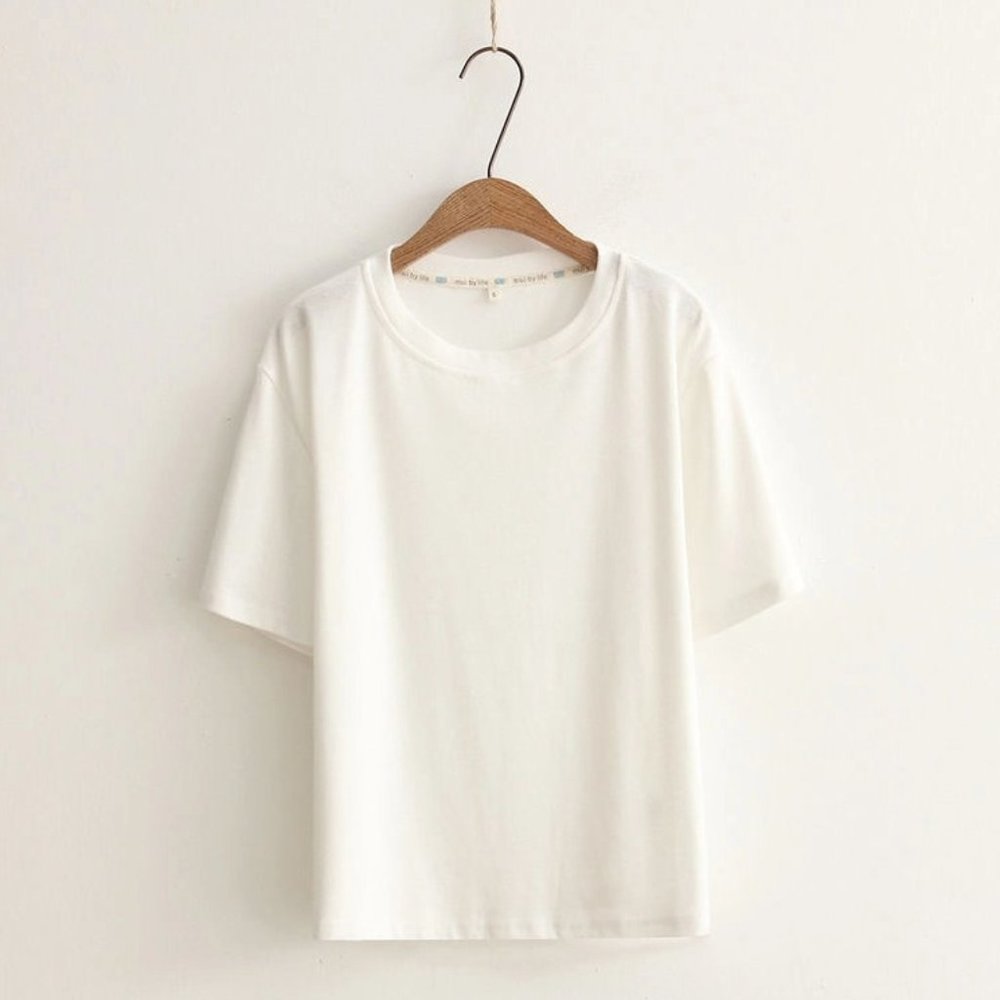 NWT YesStyle Short-Sleeve Crew Neck White T-Shirt